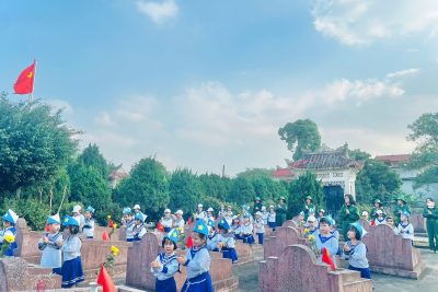 TRƯỜNG MẦM NON NINNH THẮNG, PHƯỜNG NAM HOA LƯ, TỈNH NINH BÌNH TỔ CHỨC HOẠT ĐỘNG TRẢI NGHIỆM “BÉ TẬP LÀM CHIẾN SĨ” CHÀO MỪNG NGÀY THÀNH LẬP QĐND VIỆT NAM 22/12/1944 – 22/12/2025