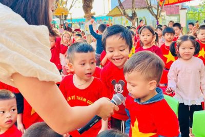 Trường Mầm non Ninh Thắng tổ chức chương trình “Vui đón Giáng sinh 2025” cho trẻ